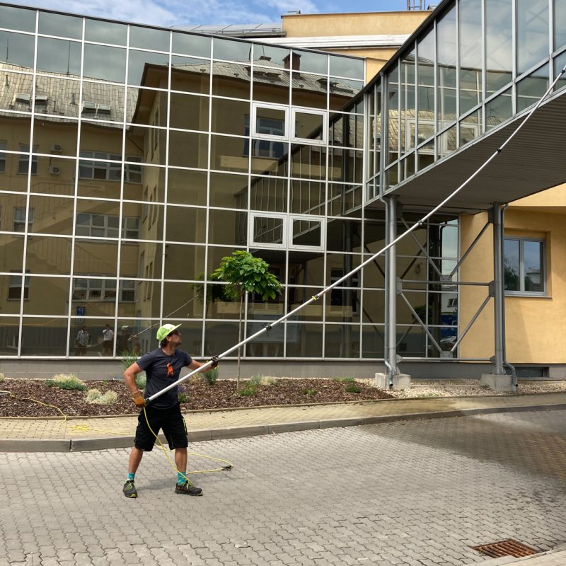 slaga-uklidove-prace-0525