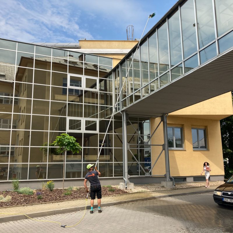 slaga-uklidove-prace-0526