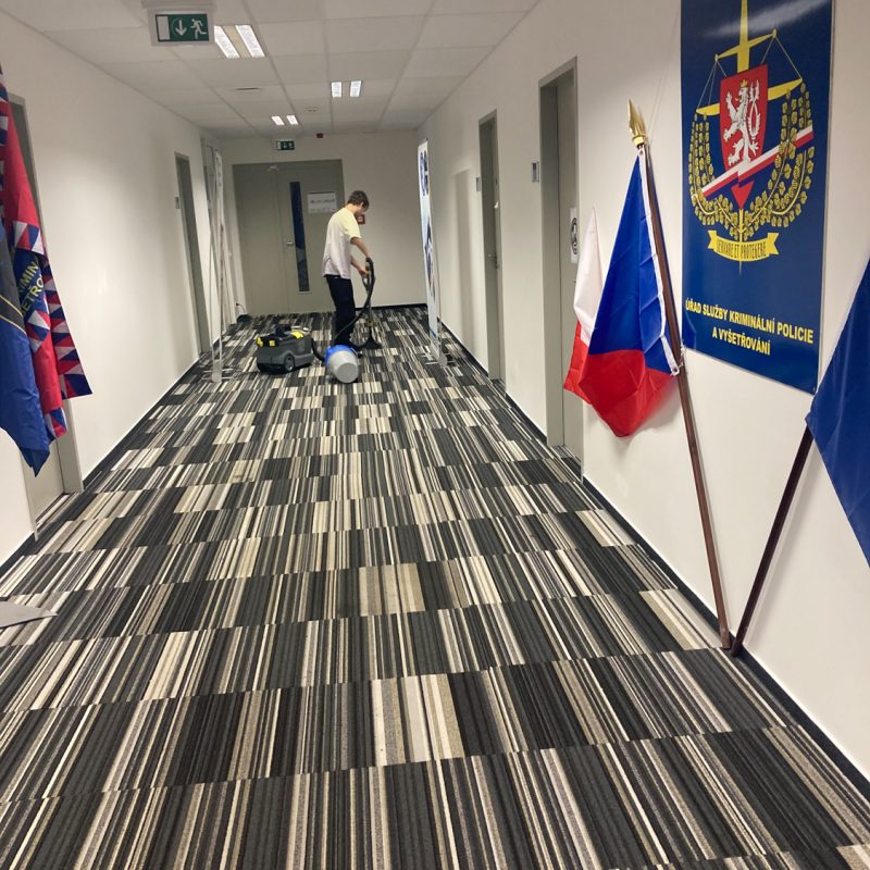 slaga-uklidove-prace-3647